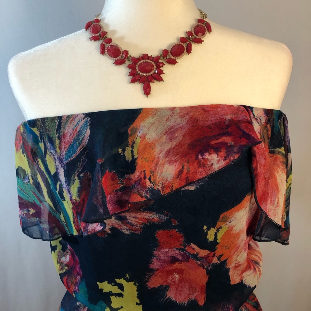 BOGO🖤 RUBBER DUCKY FLORAL STRAPLESS MAXI RUFFLE - Picture 2 of 8